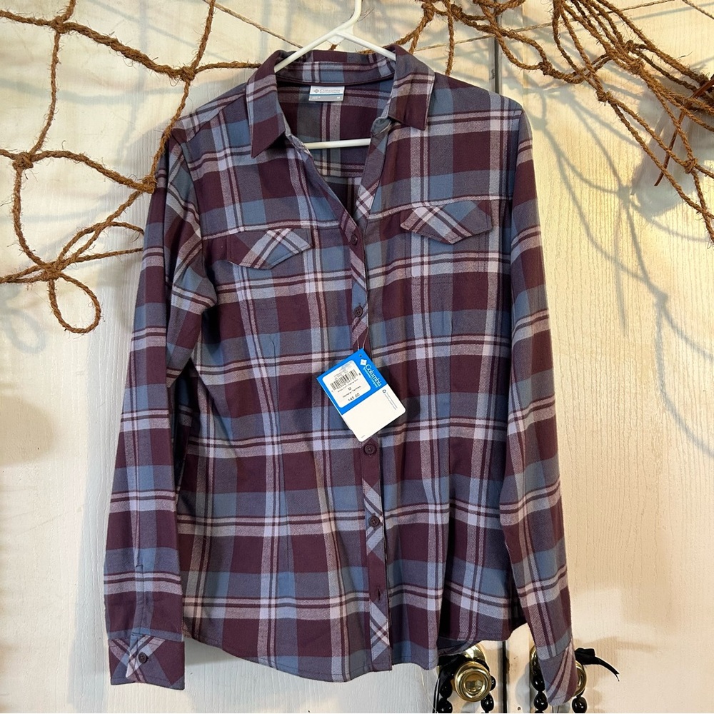 NWT Columbia Flannel Shirt, purple plaid, size medium
